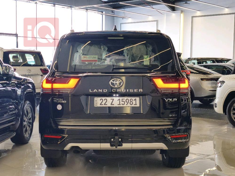 تويوتا لاندكروزر